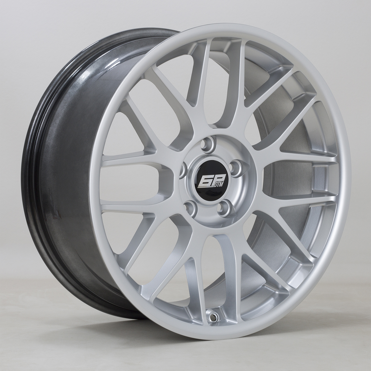 Rota DTM 19″ x 8.5 ET35 5×120