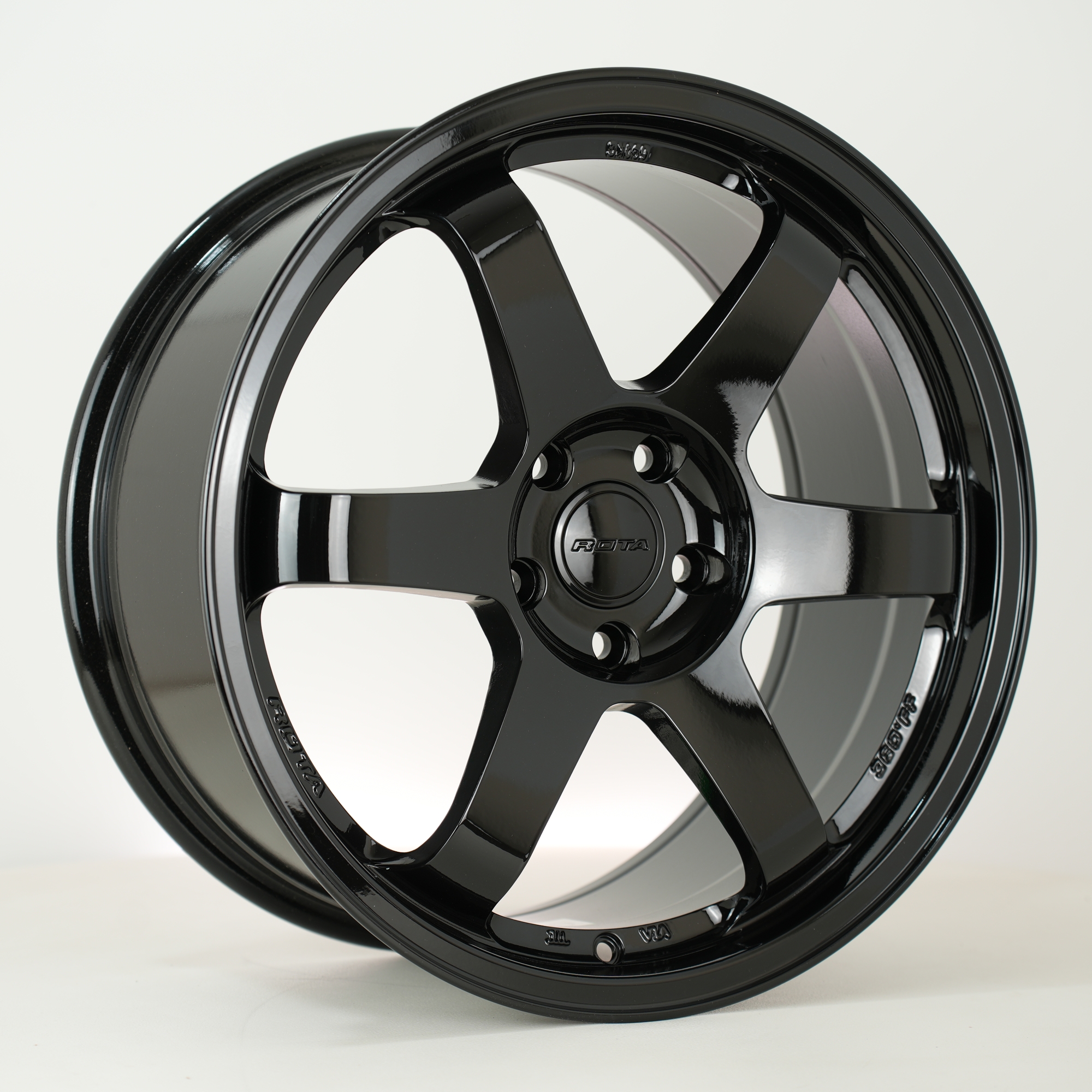 Rota Grid FF 18″ x 8.5 ET44 5×112