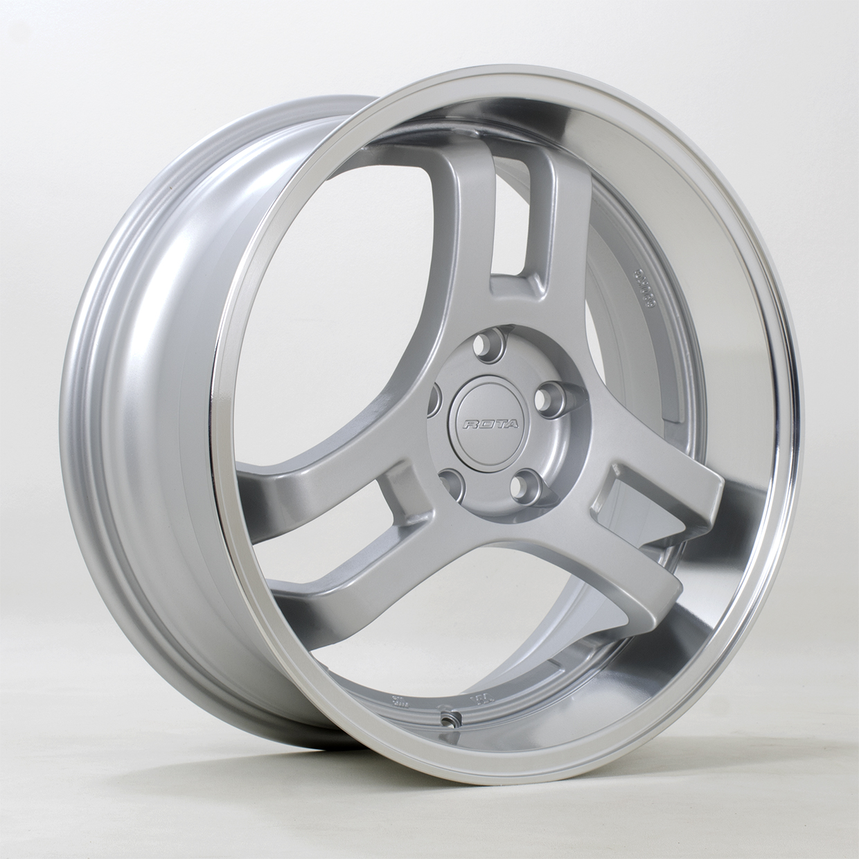 Rota HM3 18″ x 8 ET45 5×112